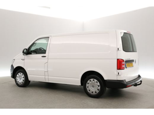 Volkswagen Transporter 2.0 TDI L1H1 | 150PK | Airco | Cruise | Parkeersensoren | Trekhaak ActivLease financial lease