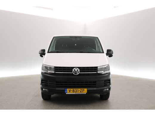 Volkswagen Transporter 2.0 TDI L1H1 | 150PK | Airco | Cruise | Parkeersensoren | Trekhaak ActivLease financial lease