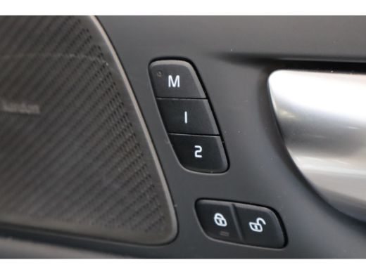 Volvo  V60 T6 350PK AWD Plus Dark | Trekhaak | 360&deg; | Contourstoelen | HK | All Season ActivLease financial lease