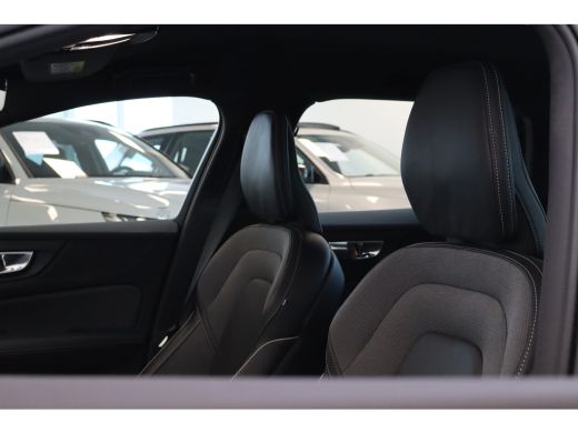 Volvo  V60 T6 350PK AWD Plus Dark | Trekhaak | 360&deg; | Contourstoelen | HK | All Season ActivLease financial lease