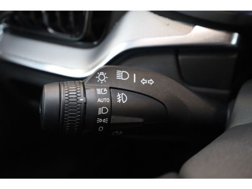 Volvo  V60 T6 350PK AWD Plus Dark | Trekhaak | 360&deg; | Contourstoelen | HK | All Season ActivLease financial lease