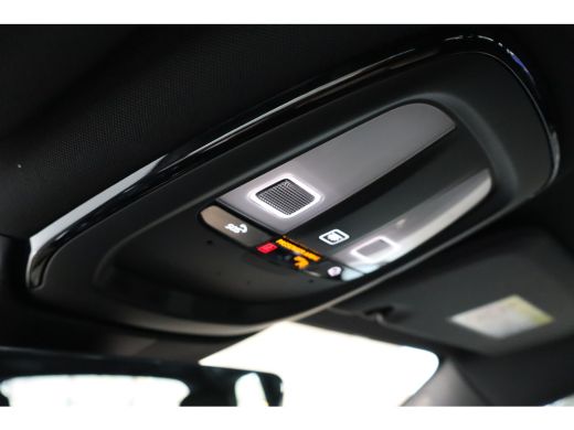 Volvo  V60 T6 350PK AWD Plus Dark | Trekhaak | 360&deg; | Contourstoelen | HK | All Season ActivLease financial lease