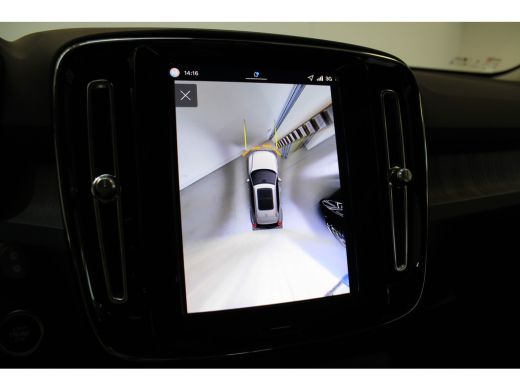 Volvo  XC40 B4 200PK Plus Dark | Lounge Pack | 360° | 20" | Leder | Privacy glas ActivLease financial lease