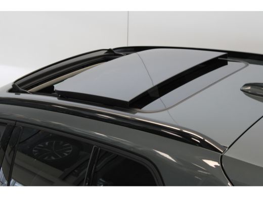 Volvo  XC40 B4 200PK Plus Dark | Lounge Pack | 360° | 20" | Leder | Privacy glas ActivLease financial lease