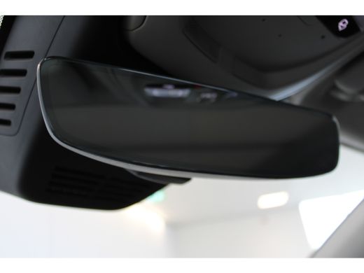 Volvo  XC40 B4 200PK Plus Dark | Lounge Pack | 360° | 20" | Leder | Privacy glas ActivLease financial lease