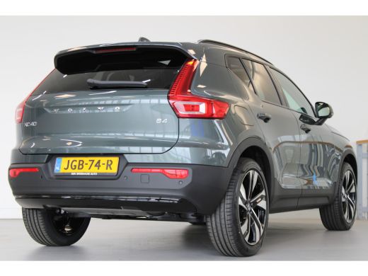Volvo  XC40 B4 200PK Plus Dark | Lounge Pack | 360° | 20" | Leder | Privacy glas ActivLease financial lease