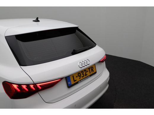 Audi A3 Sportback 30 TFSI Advanced edition | Achterbank in delen neerklapbaar | Anti Blokkeer Systeem | A... ActivLease financial lease