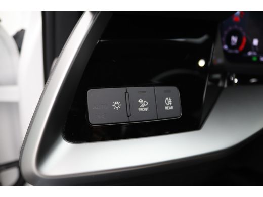 Audi A3 Sportback 30 TFSI Advanced edition | Achterbank in delen neerklapbaar | Anti Blokkeer Systeem | A... ActivLease financial lease