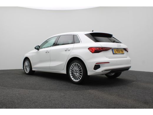 Audi A3 Sportback 30 TFSI Advanced edition | Achterbank in delen neerklapbaar | Anti Blokkeer Systeem | A... ActivLease financial lease