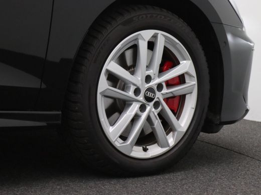 Audi A3 Sportback 45 TFSI e S edition Competition 245PK S-tronic Pano-Schuifdak, Keyless, Stoelverwarming... ActivLease financial lease