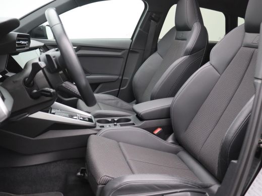 Audi A3 Sportback 45 TFSI e S edition Competition 245PK S-tronic Pano-Schuifdak, Keyless, Stoelverwarming... ActivLease financial lease