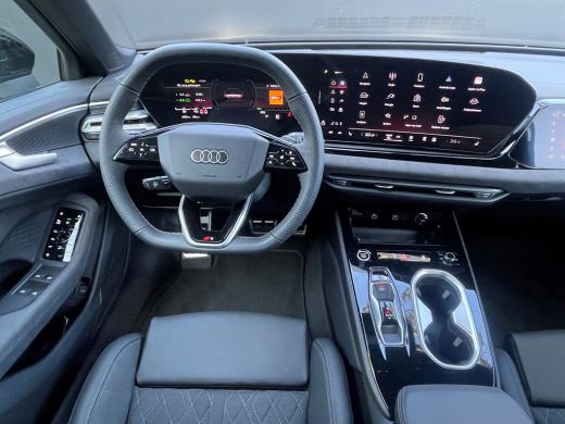 Audi A6 Limousine 2.0 e-hybrid 299 pk - Edition One | 21 inch LM Velgen | 4-wiel besturing | Achterbank i... ActivLease financial lease