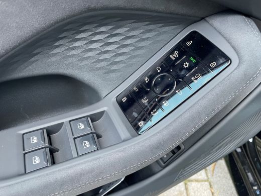 Audi A6 Limousine 2.0 e-hybrid 299 pk - Edition One | 21 inch LM Velgen | 4-wiel besturing | Achterbank i... ActivLease financial lease