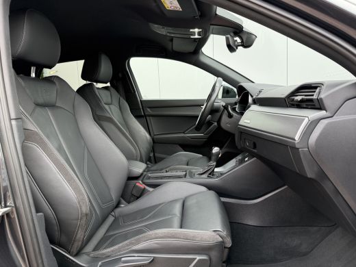 Audi Q3 45 TFSI e S Edition | trekhaak ActivLease financial lease