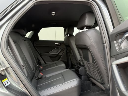 Audi Q3 45 TFSI e S Edition | trekhaak ActivLease financial lease