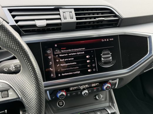 Audi Q3 45 TFSI e S Edition | trekhaak ActivLease financial lease