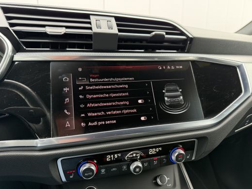 Audi Q3 45 TFSI e S Edition | trekhaak ActivLease financial lease