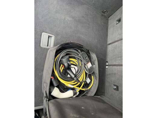 Audi Q3 45 TFSI e S Edition | trekhaak ActivLease financial lease