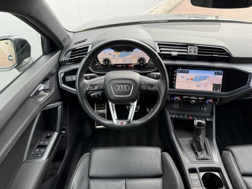 Audi Q3 45 TFSI e S Edition | trekhaak ActivLease financial lease