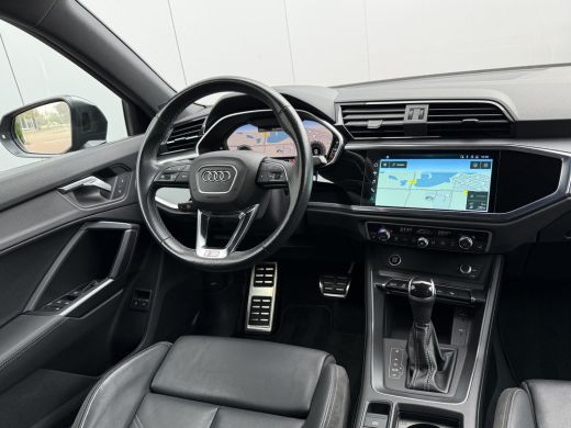 Audi Q3 45 TFSI e S Edition | trekhaak ActivLease financial lease