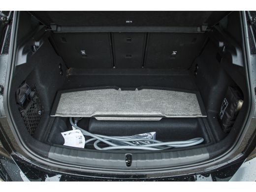 BMW 2 Serie 225e xDrive M Sport Automaat / Panoramadak / Sportstoelen / Achteruitrijcamera / M Adaptief onder... ActivLease financial lease