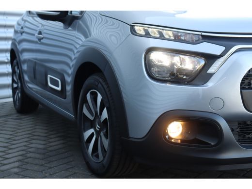Citroën C3 Citroën 1.2 PURETECH 110PK SHINE AUTOMAAT / NAVI / CLIMA / LED / PDC / 16" LM  / BLUETOOTH / CRUI... ActivLease financial lease