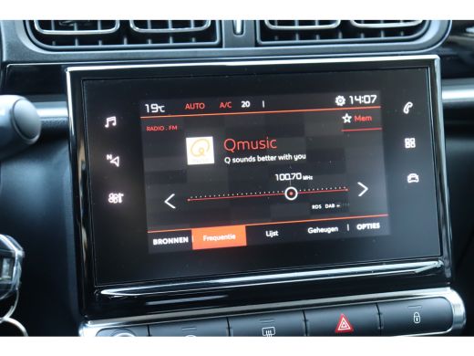 Citroën C3 Citroën 1.2 PURETECH 110PK SHINE AUTOMAAT / NAVI / CLIMA / LED / PDC / 16" LM  / BLUETOOTH / CRUI... ActivLease financial lease