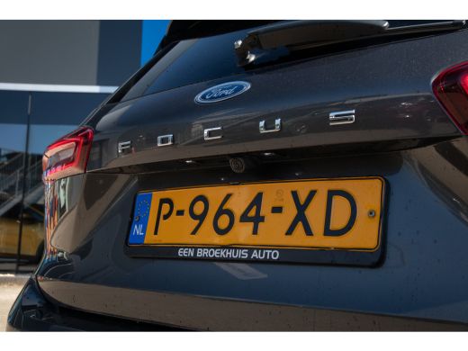 Ford Focus 1.0 EcoBoost Hybrid Titanium Style | Stoel/stuur/voorruit verwarming | Cruise | Apple Carplay/And... ActivLease financial lease