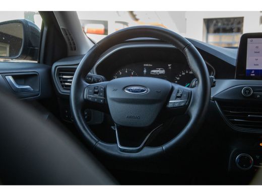 Ford Focus 1.0 EcoBoost Hybrid Titanium Style | Stoel/stuur/voorruit verwarming | Cruise | Apple Carplay/And... ActivLease financial lease