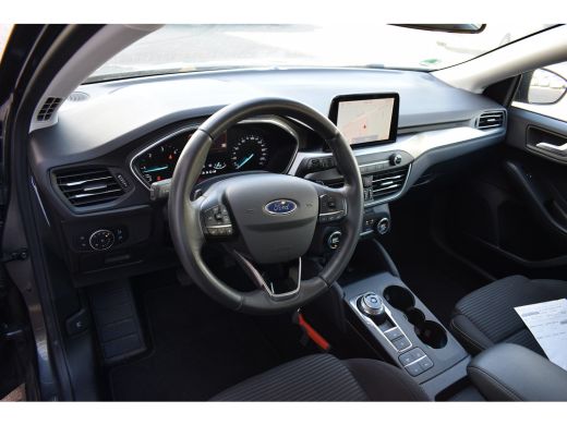 Ford Focus 1.5 EcoBlue Titanium Business | Automaat | Trekhaak | Apple CarPlay | Climate ActivLease financial lease
