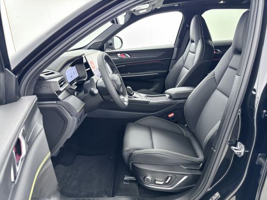 Lynk & Co 01 More | 20" | Panoramadak | Infinity Audio | 360 Camera | Adaptieve cruise | BLIS | Stoel/stuurver... ActivLease financial lease