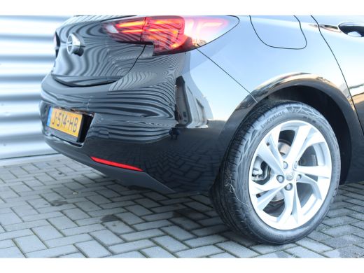 Opel Astra 1.2 TURBO 130PK ELEGANCE+ / NAVI / LEDER / CLIMA / AGR / PDC / 17" LMV / CAMERA / WINTERPAKKET / ... ActivLease financial lease