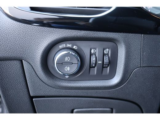 Opel Astra 1.2 TURBO 130PK ELEGANCE+ / NAVI / LEDER / CLIMA / AGR / PDC / 17" LMV / CAMERA / WINTERPAKKET / ... ActivLease financial lease