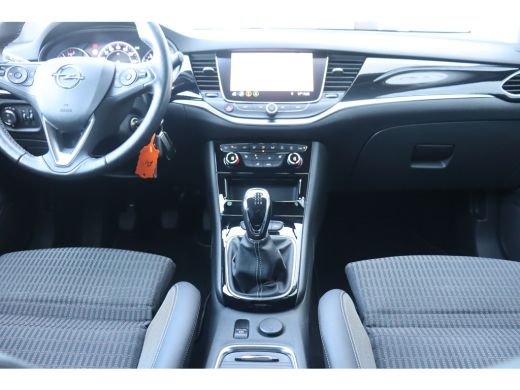 Opel Astra 1.2 TURBO 130PK ELEGANCE+ / NAVI / LEDER / CLIMA / AGR / PDC / 17" LMV / CAMERA / WINTERPAKKET / ... ActivLease financial lease