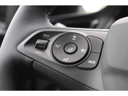 Opel Corsa GS | Achteruitrijcamera 180° | Dode hoek waarschuwing | Draadloze Apple Carplay en Android Auto ActivLease financial lease