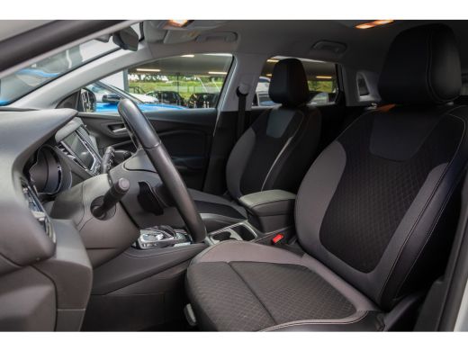 Opel Grandland X 1.6 Turbo Hybrid4 Business Elegance | Trekhaak | Navi | Clima | Camera | Apple Carplay/Android Au... ActivLease financial lease