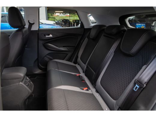 Opel Grandland X 1.6 Turbo Hybrid4 Business Elegance | Trekhaak | Navi | Clima | Camera | Apple Carplay/Android Au... ActivLease financial lease