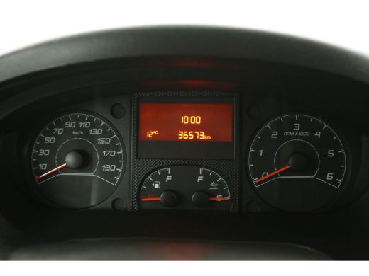 Opel Movano 2.2D 140PK | Bakwagen | Laadklep | Laadbak | 3 Persoons | Airco | Cruise ActivLease financial lease