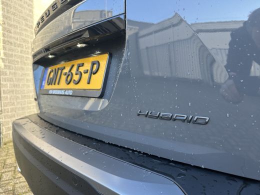 Peugeot 2008 1.2 Hybrid 136 GT | Achterbank in delen neerklapbaar | Achteruitrijcamera | Airco (automatisch) ActivLease financial lease