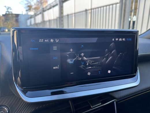 Peugeot 2008 1.2 Hybrid 136 GT | Achterbank in delen neerklapbaar | Achteruitrijcamera | Airco (automatisch) ActivLease financial lease