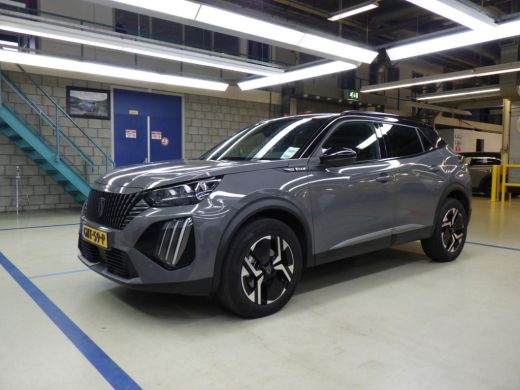 Peugeot 2008 1.2 Hybrid 136 GT | Achterbank in delen neerklapbaar | Achteruitrijcamera | Afwijkende dakkleur