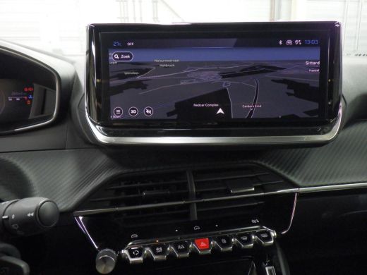 Peugeot 2008 1.2 PureTech 100 Allure | Achterbank in delen neerklapbaar | Airco (automatisch) | Apple Carplay/... ActivLease financial lease