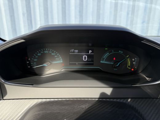 Peugeot 208 1.2 Hybrid 110 e-DCS6 Style | Achterspoiler | Airco | Cruise control ActivLease financial lease