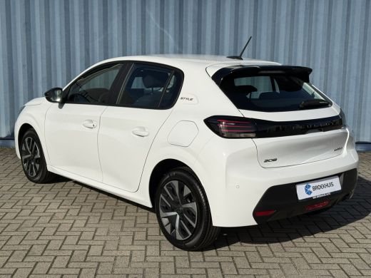Peugeot 208 1.2 Hybrid 110 e-DCS6 Style | Achterspoiler | Airco | Cruise control ActivLease financial lease