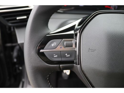 Peugeot 208 1.2 PureTech Active Pack | Achterbank in delen neerklapbaar | Airco | Alarm klasse 1(startblokker... ActivLease financial lease