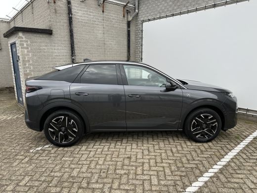 Peugeot 3008 1.2 Hybrid 136 GT | Achterbank in delen neerklapbaar | Achteruitrijcamera | Apple Carplay/Android... ActivLease financial lease