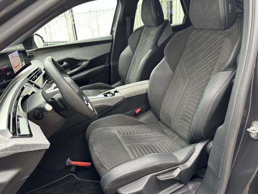 Peugeot 3008 1.2 Hybrid 136 GT | Achterbank in delen neerklapbaar | Achteruitrijcamera | Apple Carplay/Android... ActivLease financial lease