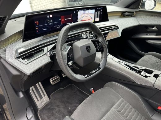 Peugeot 3008 1.2 Hybrid 136 GT | Achterbank in delen neerklapbaar | Achteruitrijcamera | Apple Carplay/Android... ActivLease financial lease