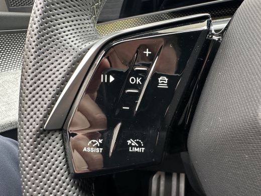 Peugeot 3008 1.2 Hybrid 136 GT | Achterbank in delen neerklapbaar | Achteruitrijcamera | Apple Carplay/Android... ActivLease financial lease