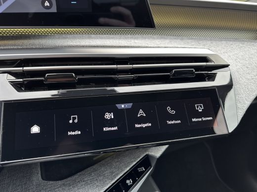 Peugeot 3008 1.2 Hybrid 136 GT | Achterbank in delen neerklapbaar | Achteruitrijcamera | Apple Carplay/Android... ActivLease financial lease